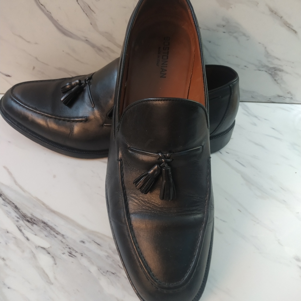 Bostonian Black loafers  sz10.5 @A3